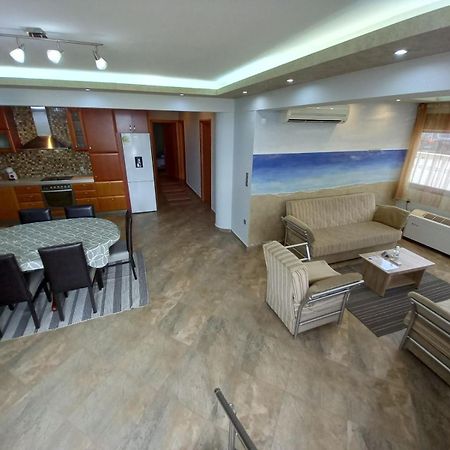 Apartamento Peramos Rent House Néa Péramos Exterior foto