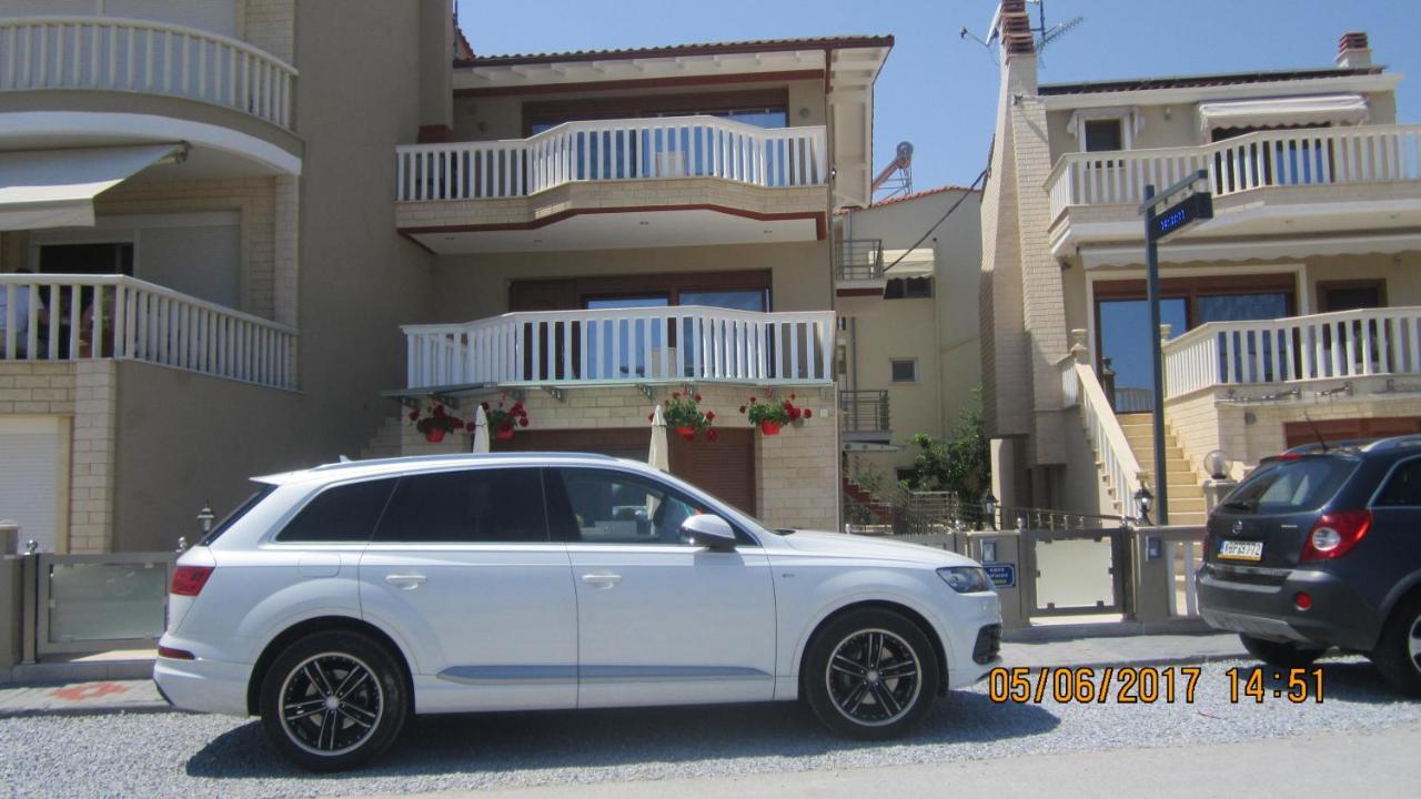 Apartamento Peramos Rent House Néa Péramos Exterior foto