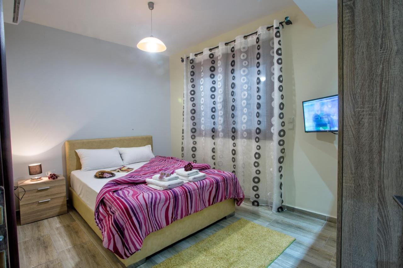 Apartamento Peramos Rent House Néa Péramos Exterior foto